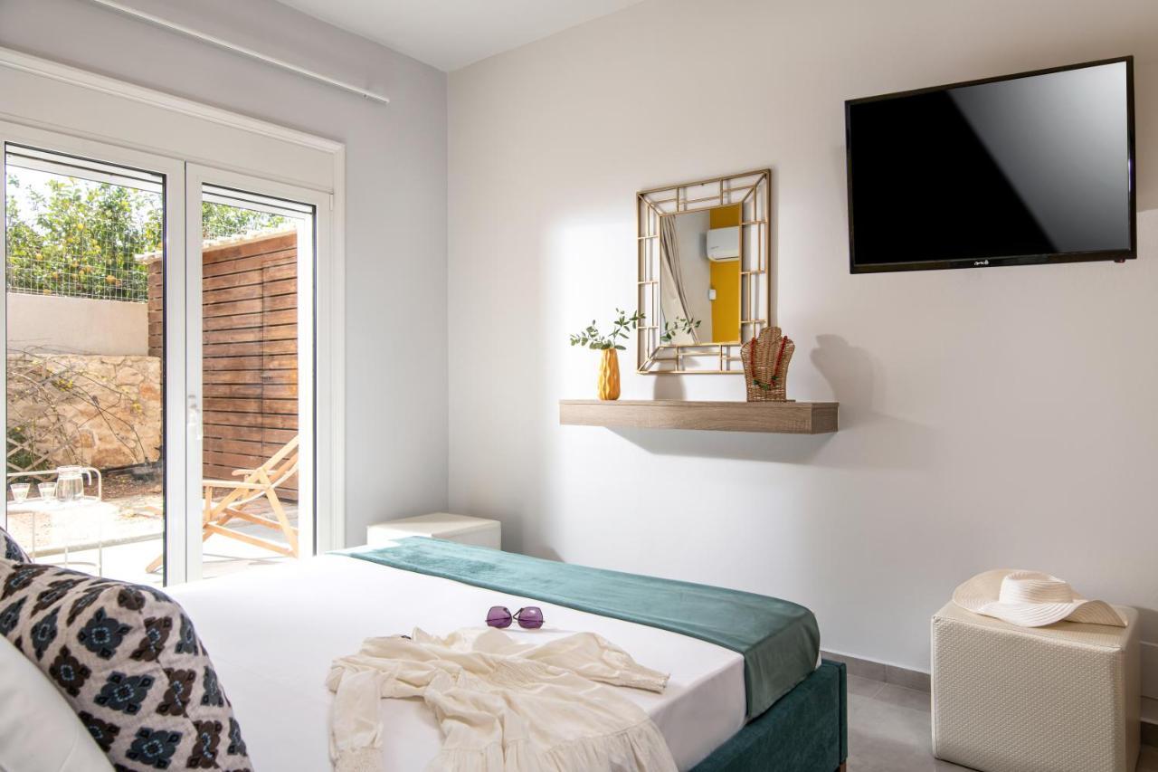 Alba Bianca Villa, Family Retreat With Heated Pool By Thinkvilla Hersonissos  Exterior photo