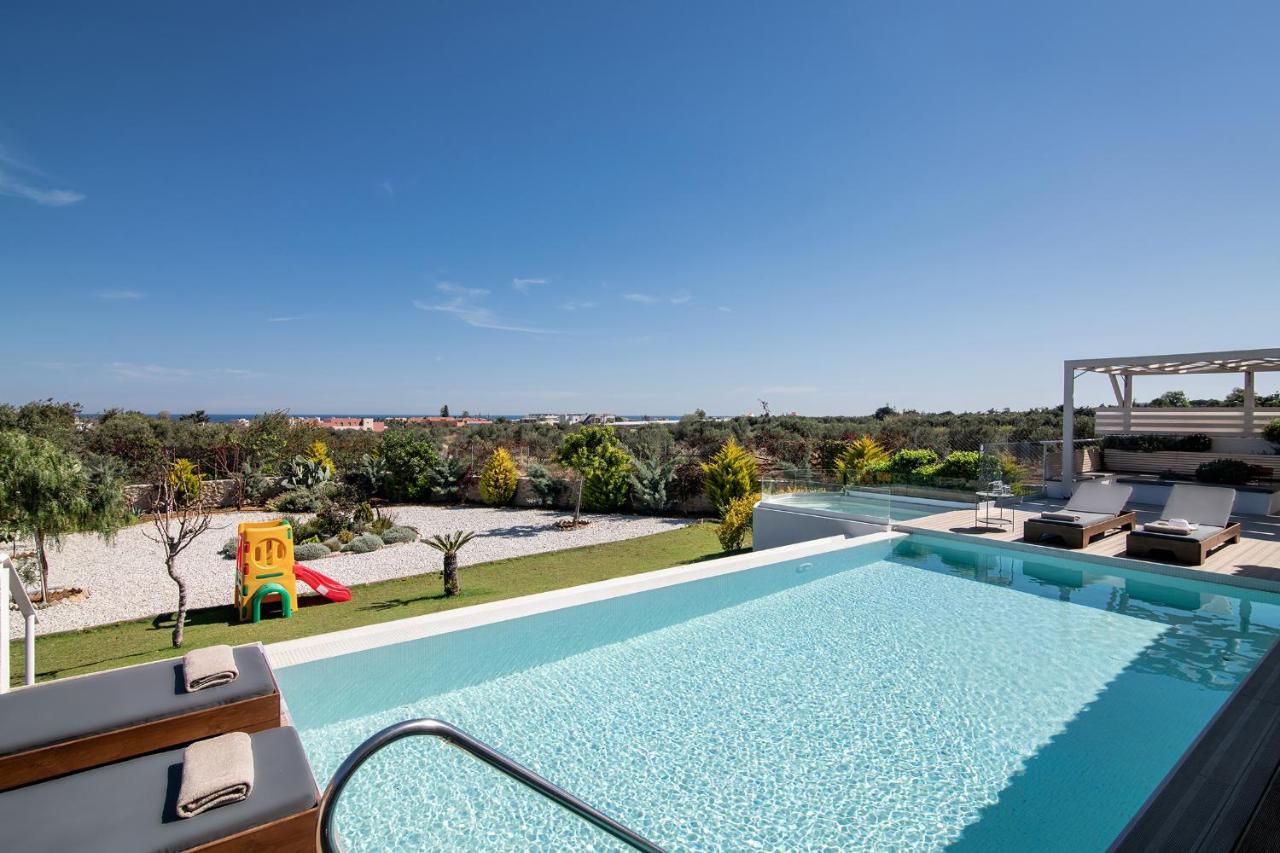 Alba Bianca Villa, Family Retreat With Heated Pool By Thinkvilla Hersonissos  Exterior photo